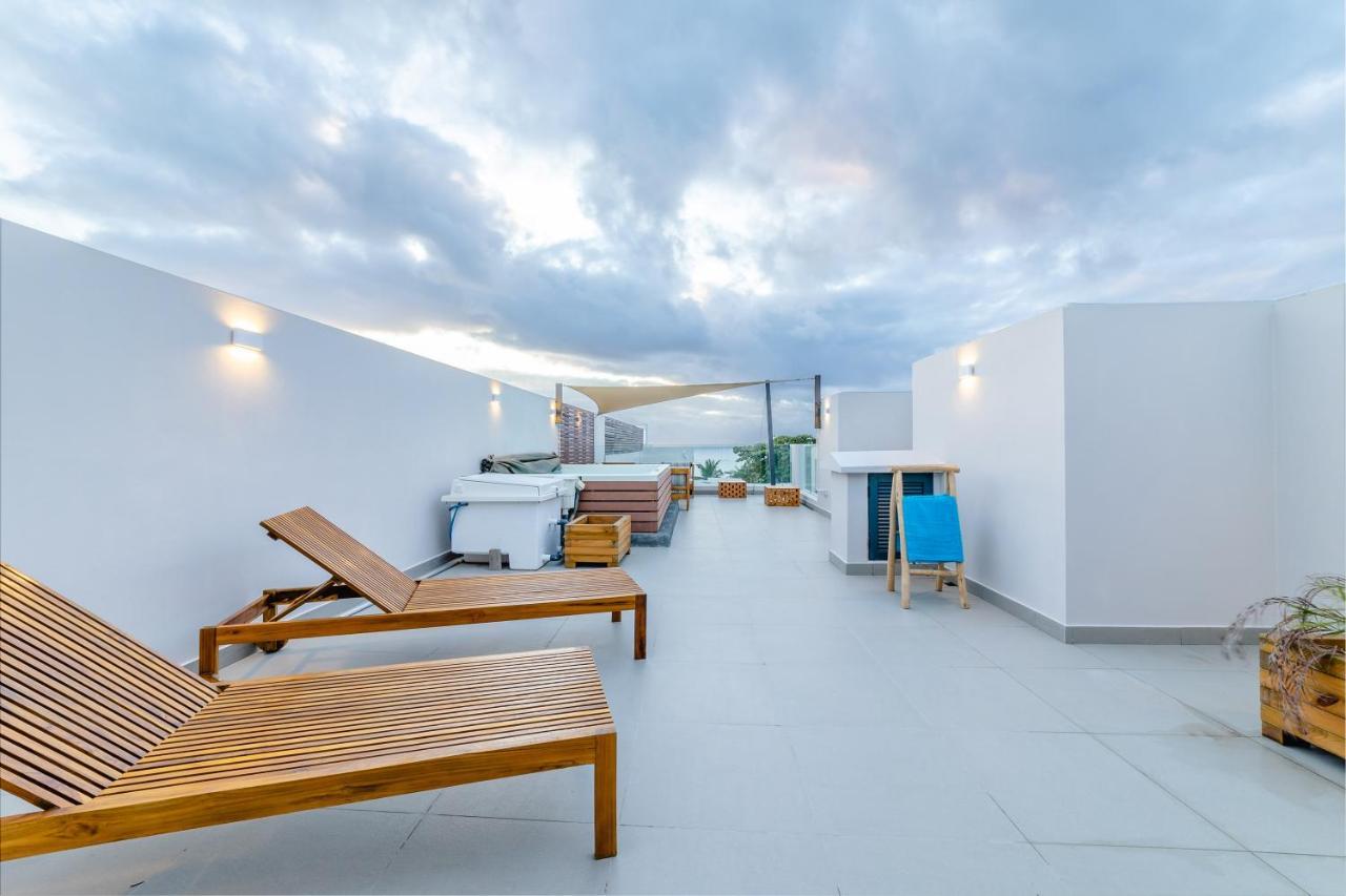 One Bay Residence Unit 15 - Penthouse With Private Roof Top, Jacuzzi And Sea View Grand Bay Ngoại thất bức ảnh